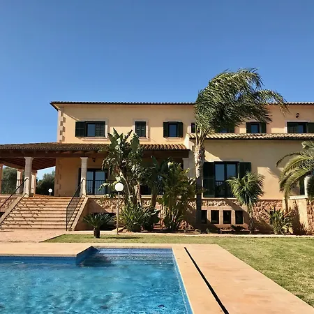 Villa Bou